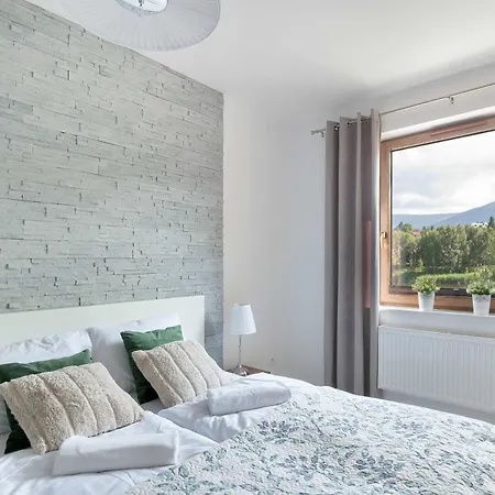 شقة Blue And Beige With Mountain View And Parking By Renters شكلارسكا بوريبا